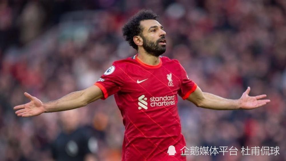 在本轮英超阿森纳1-1战平利物浦的比赛中，萨利巴再次贡献稳健发挥，赛后当选本场队内最佳球员。